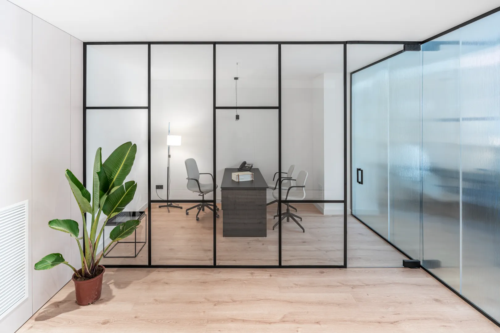 Office renovation in Badalona. Jose Masterton